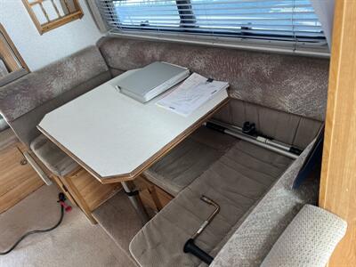 1999 LANCE CAMPER OVERHEAD   - Photo 7 - Albuquerque, NM 87108