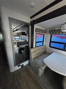 2020 Dynamax 37BHHD Force HD   - Photo 10 - Albuquerque, NM 87108
