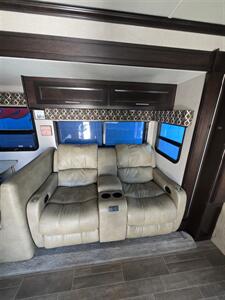 2020 Dynamax 37BHHD Force HD   - Photo 8 - Albuquerque, NM 87108