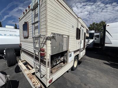 1985 Fleetwood TIOGA - Photo 5 - Albuquerque, NM 87108