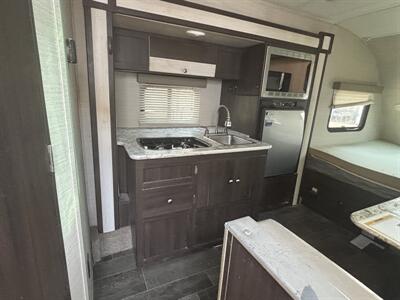 2018 KEYSTONE 172RBCT BULLET COLT   - Photo 7 - Albuquerque, NM 87108