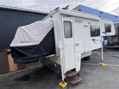 2009 Lance 830 Truck Camper   - Photo 21 - Albuquerque, NM 87108