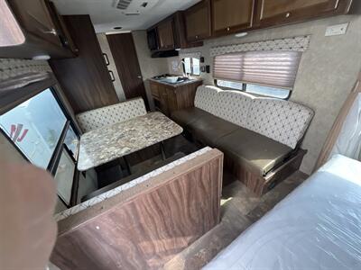 2017 FORESTRIVER 21FQ VIKING ULTRA-LITE - Photo 8 - Albuquerque, NM 87108