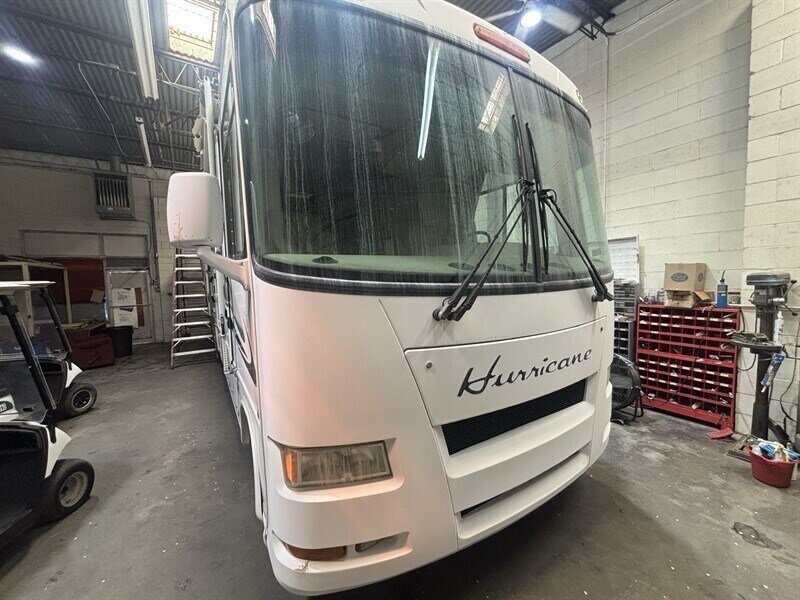 2009 Four Winds 31D HURRICANE   - Photo 1 - Albuquerque, NM 87108