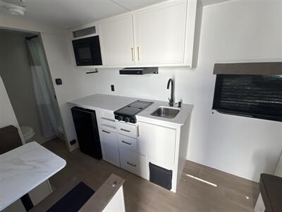 2026 GRAND DESIGN 151RB TRANSCEND ONE - Photo 8 - Albuquerque, NM 87108