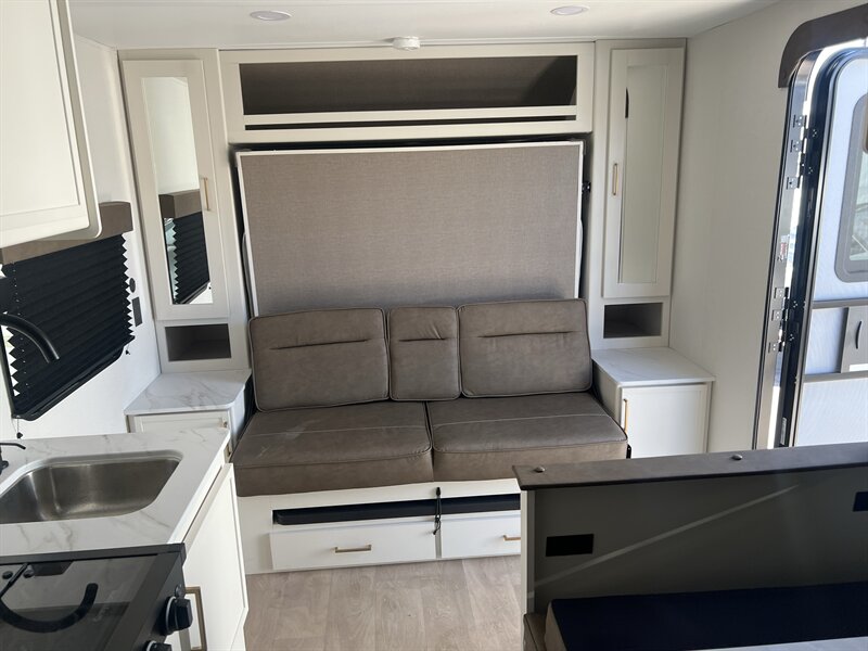 2026 GRAND DESIGN 151RB TRANSCEND ONE - Photo 13 - Albuquerque, NM 87108