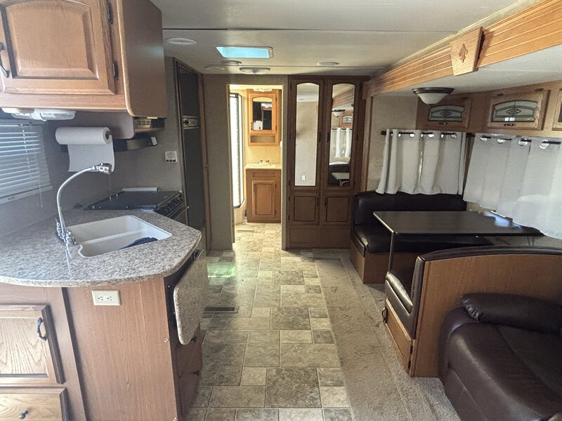 2009 Dutchmen 260fbv DENALI SUPER LITE - Photo 22 - Albuquerque, NM 87108