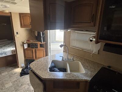 2009 Dutchmen 260fbv DENALI SUPER LITE - Photo 20 - Albuquerque, NM 87108