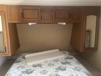 2009 Dutchmen 260fbv DENALI SUPER LITE - Photo 16 - Albuquerque, NM 87108