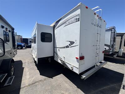 2009 Dutchmen 260fbv DENALI SUPER LITE - Photo 4 - Albuquerque, NM 87108