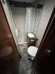 2017 Ford Transit LEPRECHAUN   - Photo 10 - Albuquerque, NM 87108