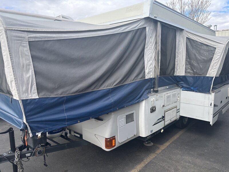 2007 Fleetwood Pop-Up Bayside CP - Photo 8 - Albuquerque, NM 87108