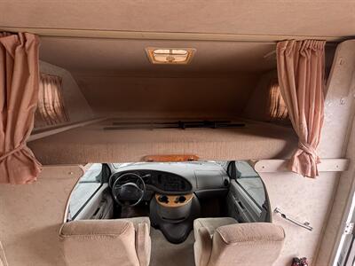 2000 Winnebago 331C Minnie   - Photo 7 - Albuquerque, NM 87108