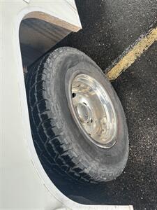 2000 Winnebago 331C Minnie   - Photo 5 - Albuquerque, NM 87108