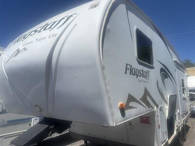 2010 Forest River 8524RLS CLASSIC SUPER LITE FLAGSTAFF - Photo 2 - Albuquerque, NM 87108