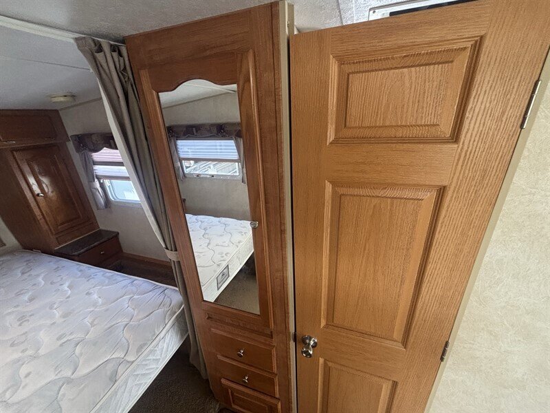 2010 Forest River 8524RLS CLASSIC SUPER LITE FLAGSTAFF - Photo 24 - Albuquerque, NM 87108