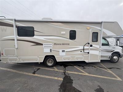 2015 Winnebago 27QP Minnie Winnie   - Photo 3 - Albuquerque, NM 87108