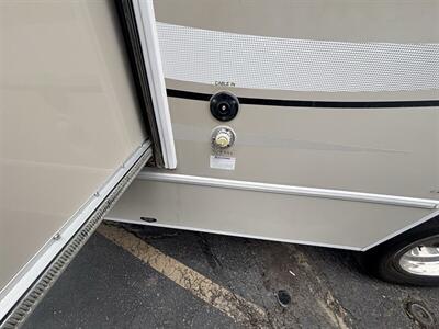 2015 Winnebago 27QP Minnie Winnie   - Photo 8 - Albuquerque, NM 87108