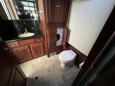 2011 Winnebago 40CD Tour   - Photo 9 - Albuquerque, NM 87108