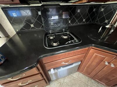 2011 Winnebago 40CD Tour   - Photo 15 - Albuquerque, NM 87108