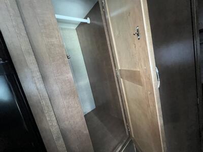 2019 WINNEBAGO OUTLOOK   - Photo 16 - Albuquerque, NM 87108