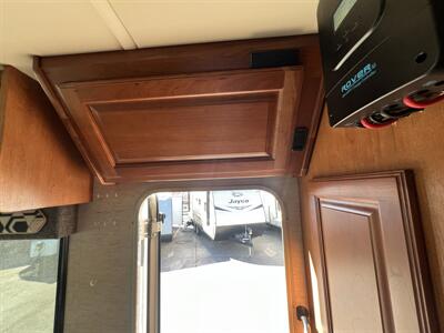 2017 Winnebago SUNSTAR SUNSTAR   - Photo 9 - Albuquerque, NM 87108