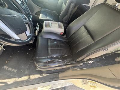 2013 Chrysler Town & Country Touring   - Photo 7 - Albuquerque, NM 87108