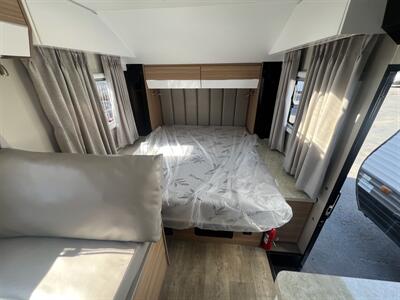 2022 BLACK SERIES CA TRAVEL TRAILER   - Photo 12 - Albuquerque, NM 87108