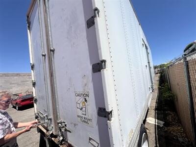 1993 FREIGHT TRAILER 28FT SEMI TRAILER #181  4to choose from all in excelent shape with Heater 3doors oak floor skyline roof new tires - Photo 9 - Albuquerque, NM 87108