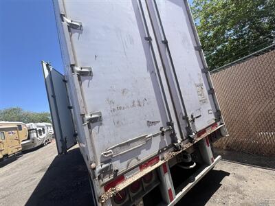 1993 FREIGHT TRAILER 28FT SEMI TRAILER #181  4to choose from all in excelent shape with Heater 3doors oak floor skyline roof new tires - Photo 8 - Albuquerque, NM 87108