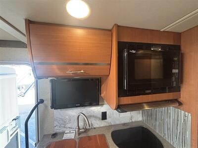 2013 Winnebago VIEW 3500  24V - Photo 23 - Albuquerque, NM 87108
