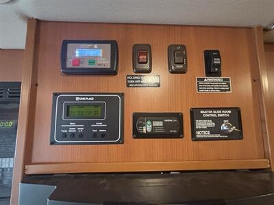 2013 Winnebago VIEW 3500  24V - Photo 25 - Albuquerque, NM 87108