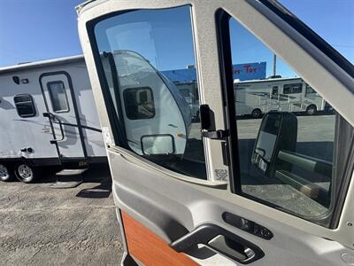 2013 Winnebago VIEW 3500  24V - Photo 19 - Albuquerque, NM 87108
