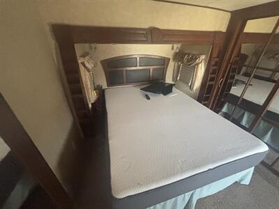 2013 Palomino 320RL COLUMBUS   - Photo 18 - Albuquerque, NM 87108