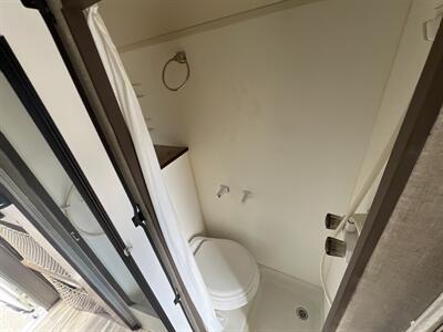 2018 EXPRESS TRAVEL TRAILER   - Photo 7 - Albuquerque, NM 87108