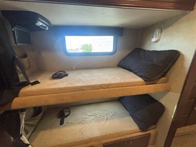 2014 JAYCO 31FS GREYHAWK - Photo 11 - Albuquerque, NM 87108