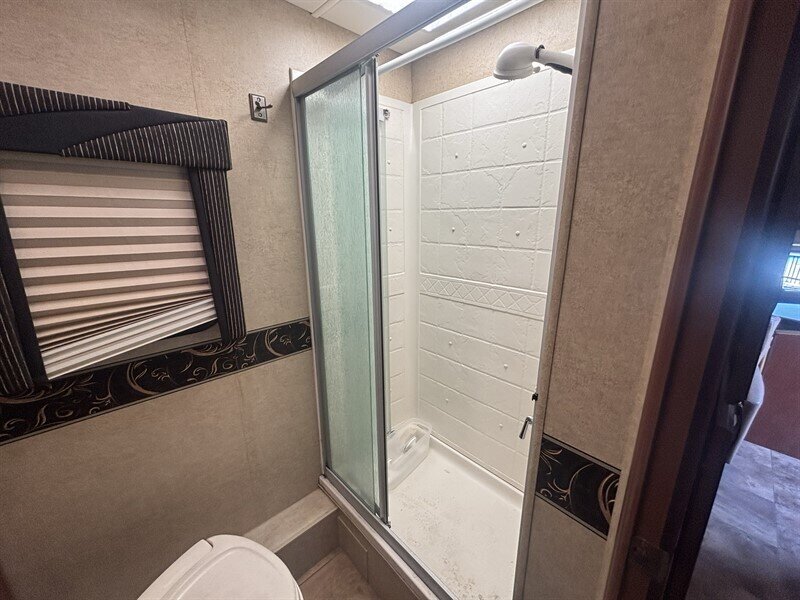 2014 JAYCO 31FS GREYHAWK - Photo 16 - Albuquerque, NM 87108