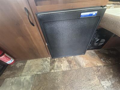 2016 Jayco SPORT 12HFD   - Photo 15 - Albuquerque, NM 87108
