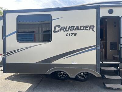 2016 Forest River 28RL CRUSADER LITE   - Photo 2 - Albuquerque, NM 87108