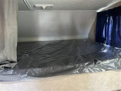 2010 TRAVEL LITE 800 TRAVEL TRAIL  overhead camper - Photo 12 - Albuquerque, NM 87108