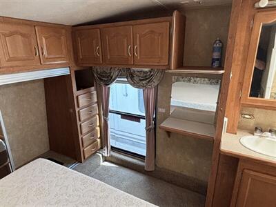 2006 Forestriver 29RLBS Wildcat   - Photo 13 - Albuquerque, NM 87108