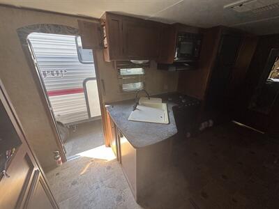 2014 REMINGTON 2450BHS TRAVEL TRAILER   - Photo 10 - Albuquerque, NM 87108