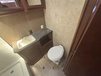 2014 REMINGTON 2450BHS TRAVEL TRAILER   - Photo 16 - Albuquerque, NM 87108