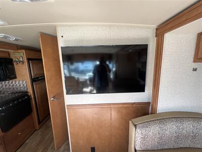 2016 WINNEBAGO 27N SUNSTAR LX   - Photo 12 - Albuquerque, NM 87108