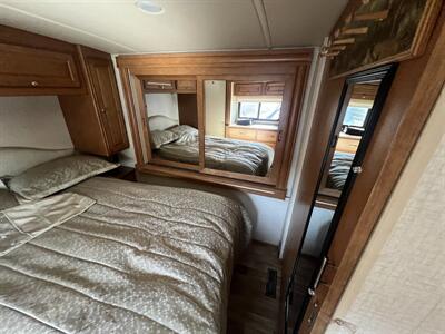 2016 WINNEBAGO 27N SUNSTAR LX   - Photo 18 - Albuquerque, NM 87108