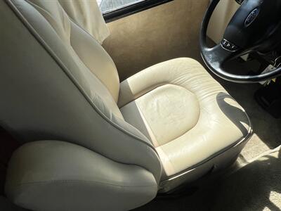 2012 HOLIDAY RAMBLER ALUMA MOTORHOME   - Photo 23 - Albuquerque, NM 87108