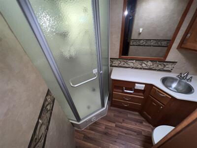 2012 HOLIDAY RAMBLER ALUMA MOTORHOME   - Photo 18 - Albuquerque, NM 87108