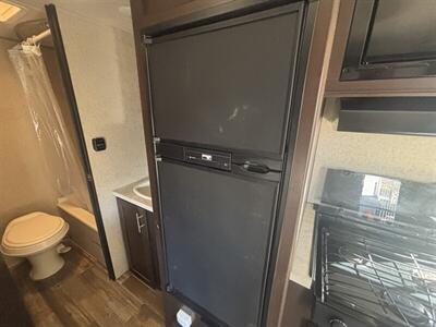 2017 GREY WOLF 26DBH TRAVEL TRAILER  GREY WOLF - Photo 13 - Albuquerque, NM 87108