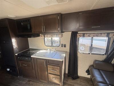 2017 GREY WOLF 26DBH TRAVEL TRAILER  GREY WOLF - Photo 9 - Albuquerque, NM 87108