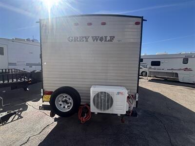 2017 GREY WOLF 26DBH TRAVEL TRAILER  GREY WOLF - Photo 3 - Albuquerque, NM 87108